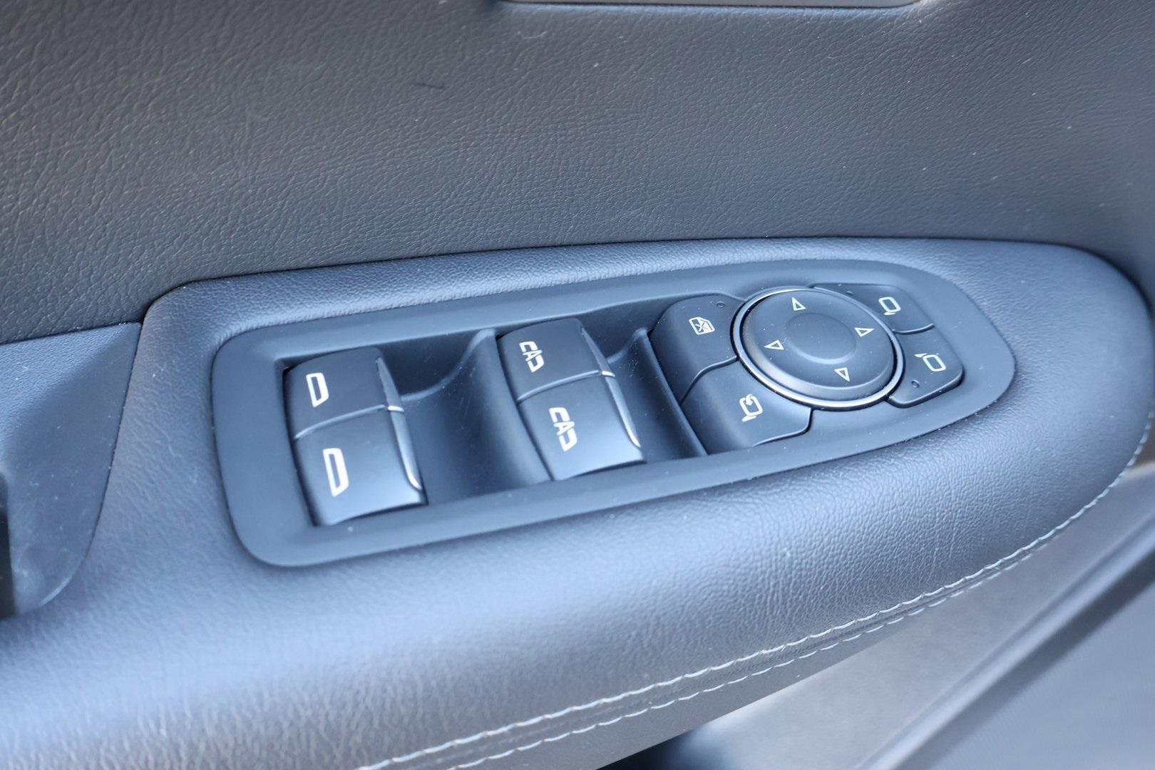 Certified 2025 Cadillac XT5 Premium Luxury image 11