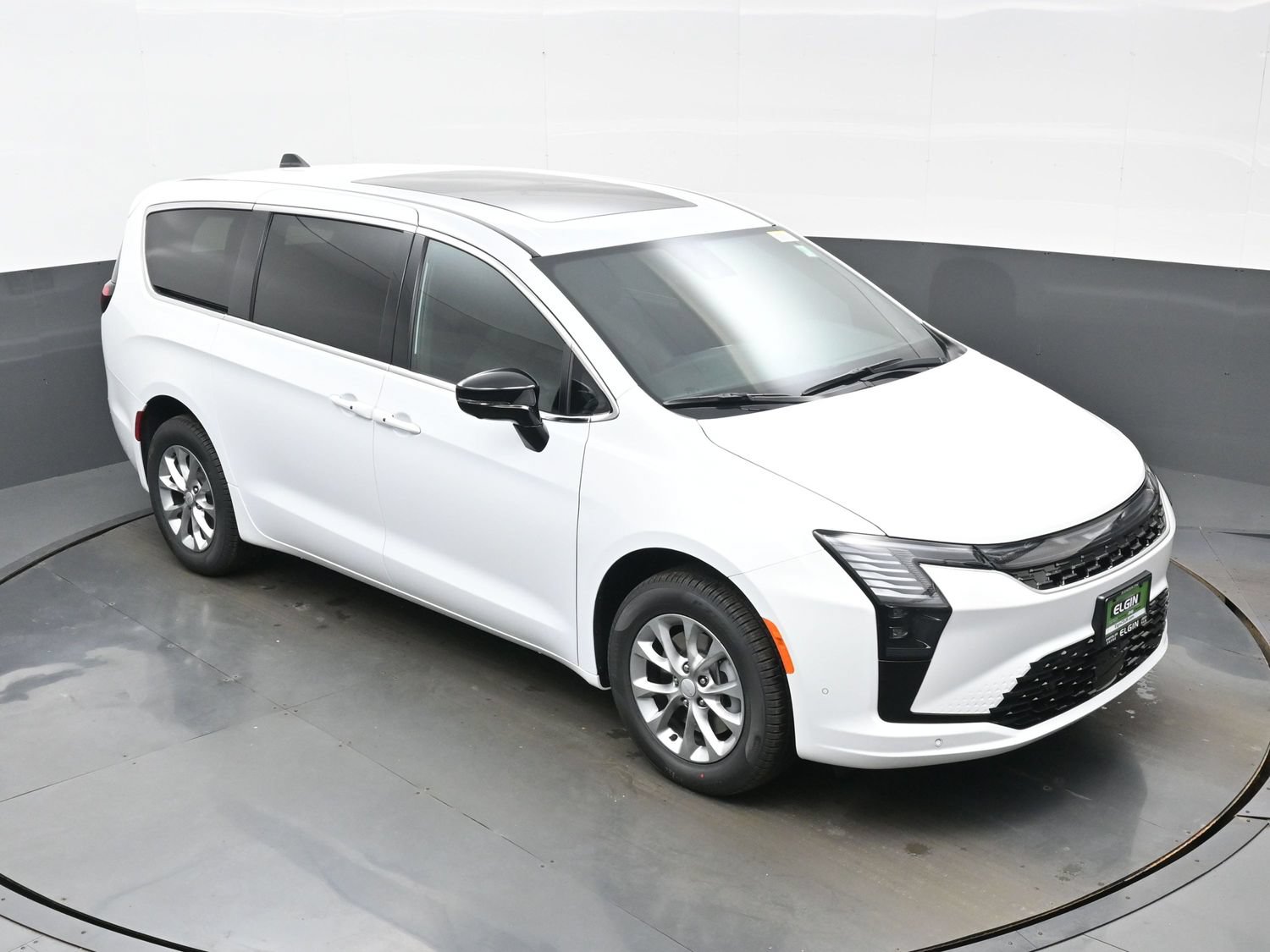 New 2027 Chrysler Pacifica Select AWD/4WD image 28