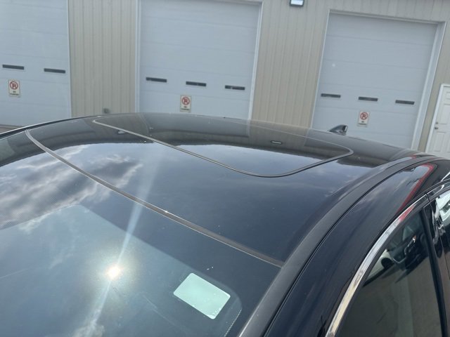 Used 2018 Acura TLX w/ Technology Package image 10