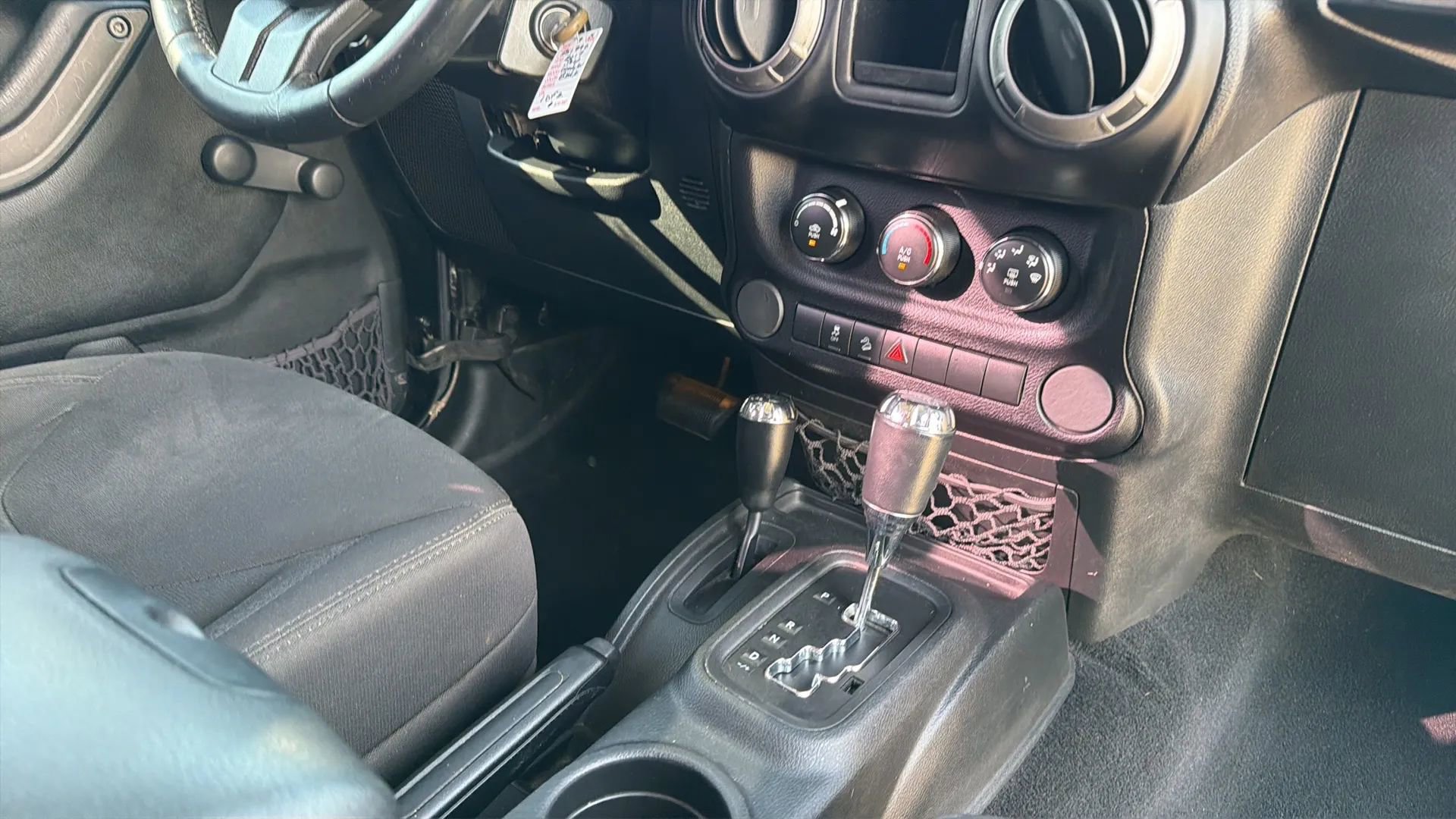 Used 2017 Jeep Wrangler Sport w/ Connectivity Group image 69