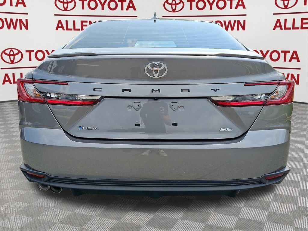 Used 2026 Toyota Camry SE w/ Multimedia Upgrade Package FWD image 7