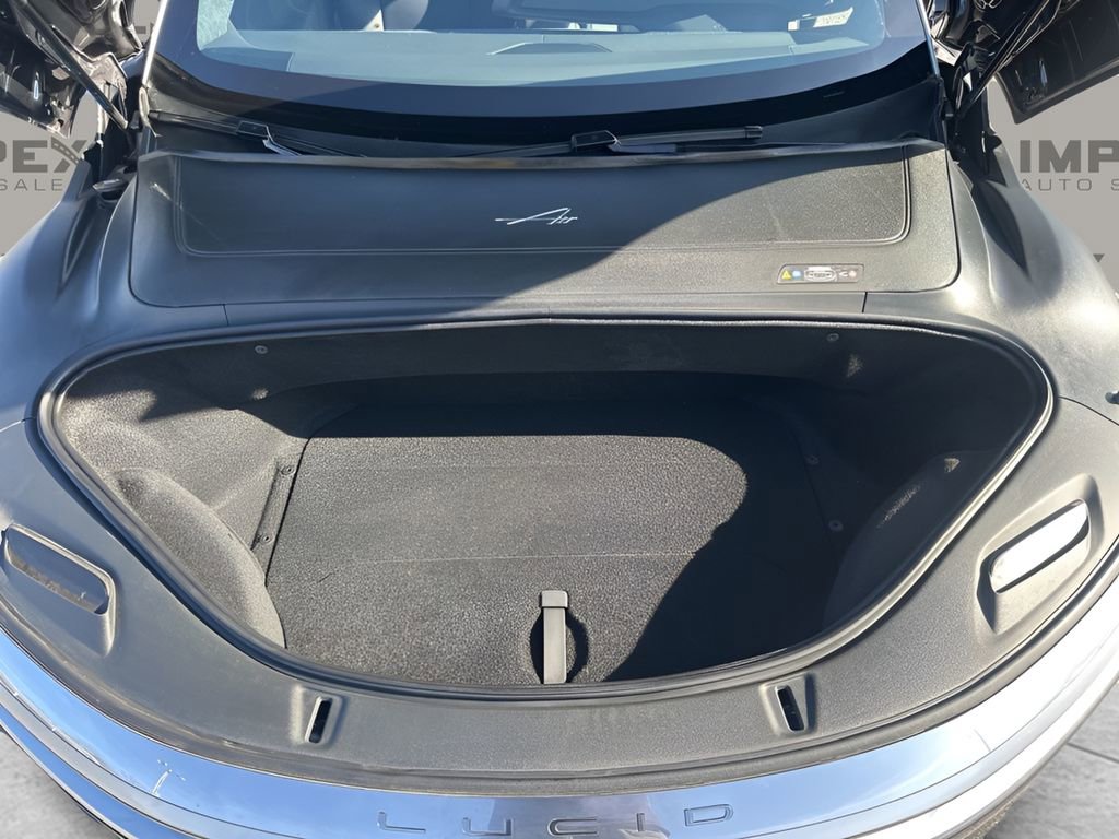 Used 2024 Lucid Air Touring image 33