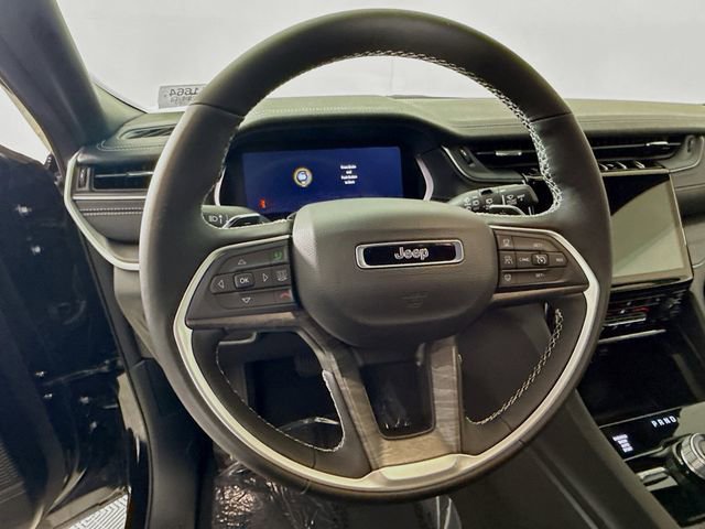New 2025 Jeep Grand Cherokee L Limited w/ Black Appearance Package image 11
