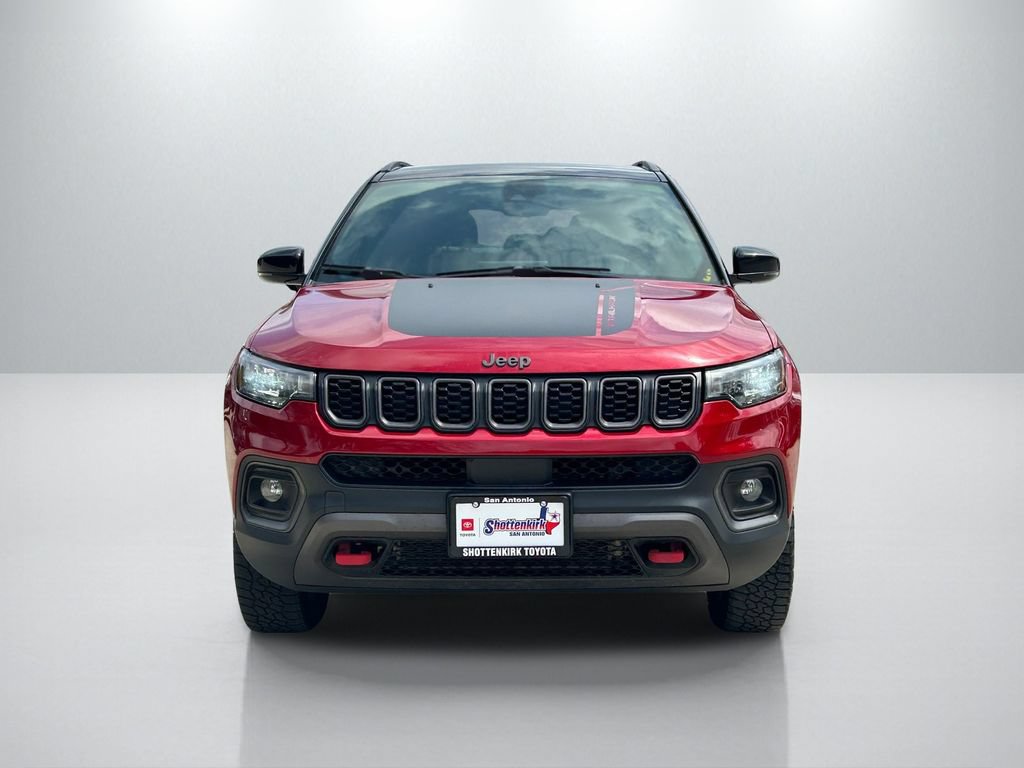 Used 2025 Jeep Compass Trailhawk AWD/4WD video 2