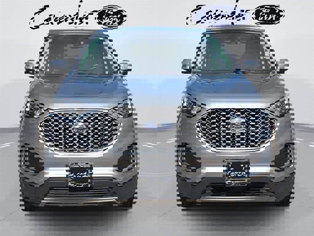 Used 2023 Ford Edge SEL image 2