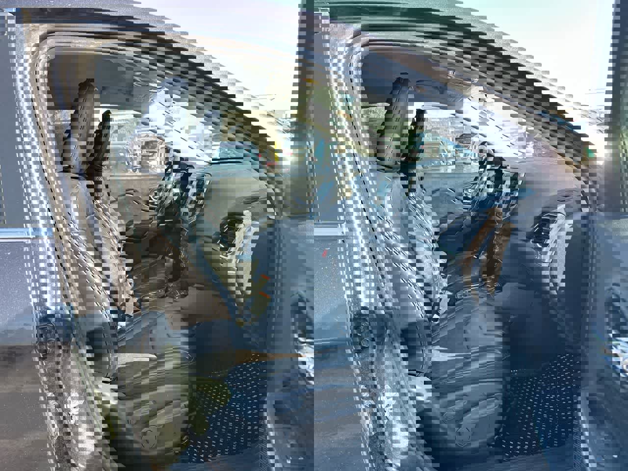 Used 2019 Jeep Cherokee Latitude Plus w/ Cold Weather Group image 25