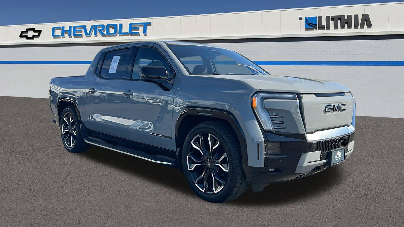 Certified 2024 GMC Sierra EV Denali AWD/4WD image 3