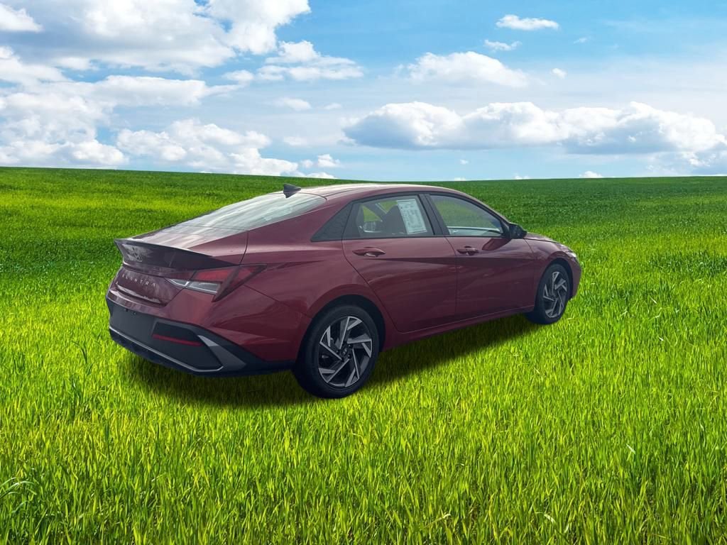 Certified 2025 Hyundai Elantra Sport image 6