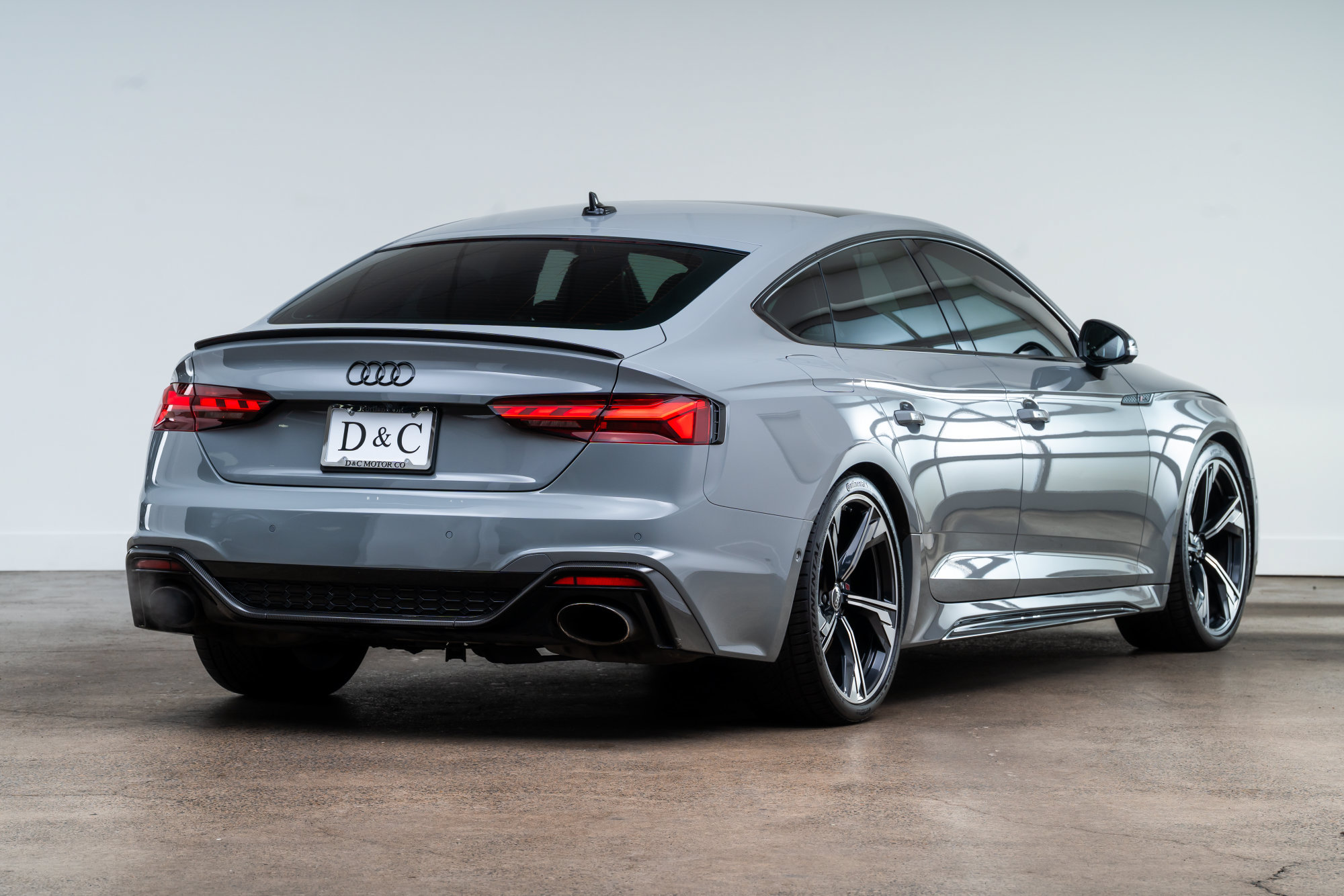 Used 2022 Audi RS 5 Sportback w/ Black Optic Carbon Package AWD/4WD image 7