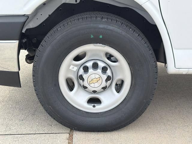 New 2026 Chevrolet Express 3500 w/ Power Convenience Package RWD image 11