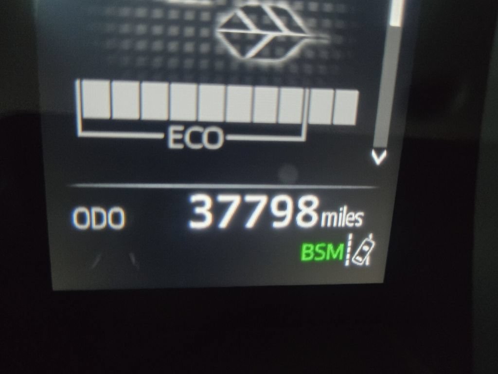 Used 2024 Toyota Camry SE w/ Convenience Package FWD image 22