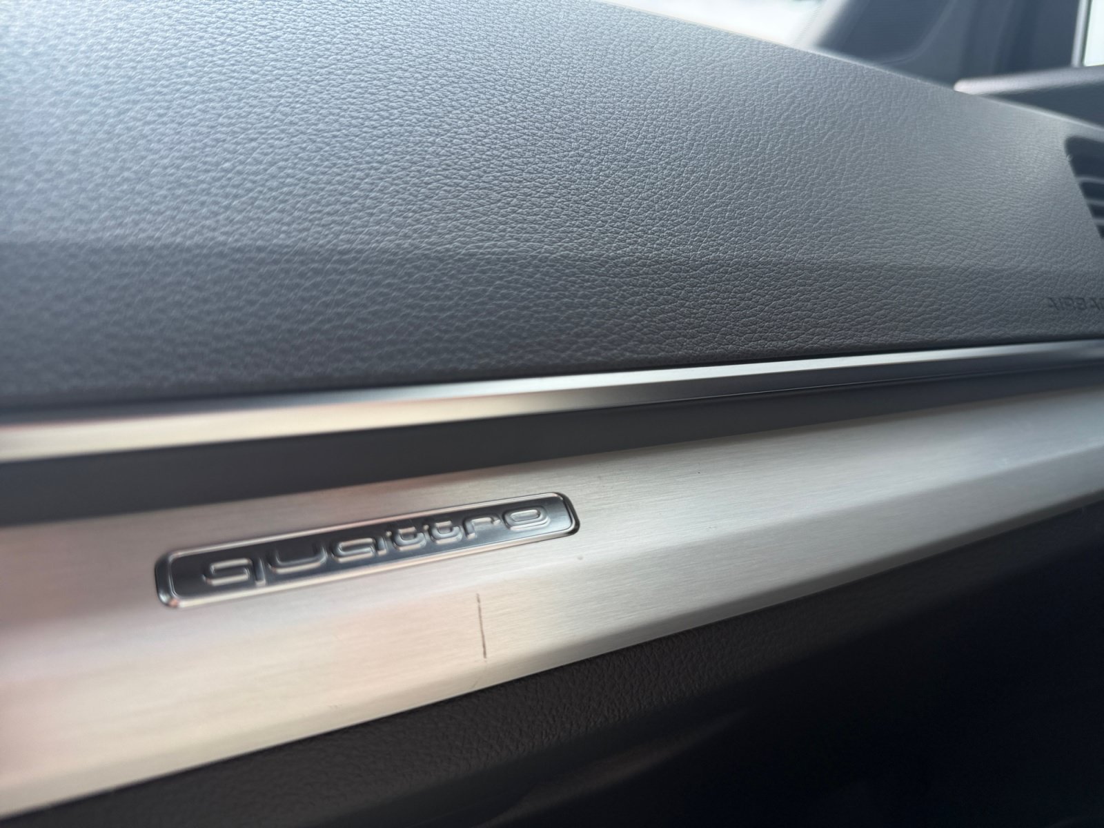 Used 2021 Audi SQ5 Prestige AWD/4WD image 24