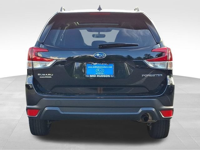 Used 2023 Subaru Forester Premium AWD/4WD image 5