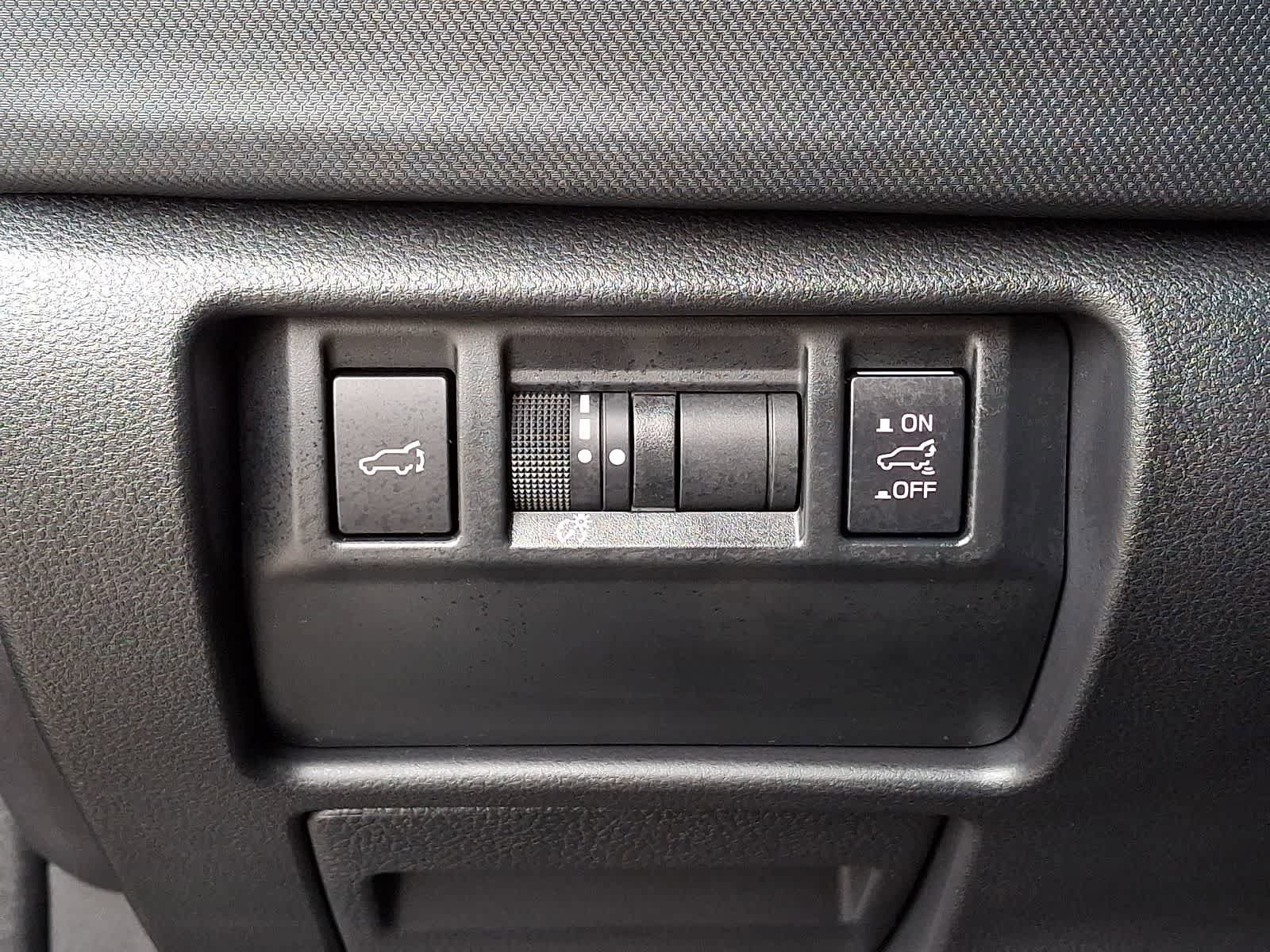Used 2026 Subaru Forester Premium AWD/4WD image 26