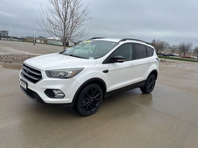 Used 2017 Ford Escape Titanium AWD/4WD image 7