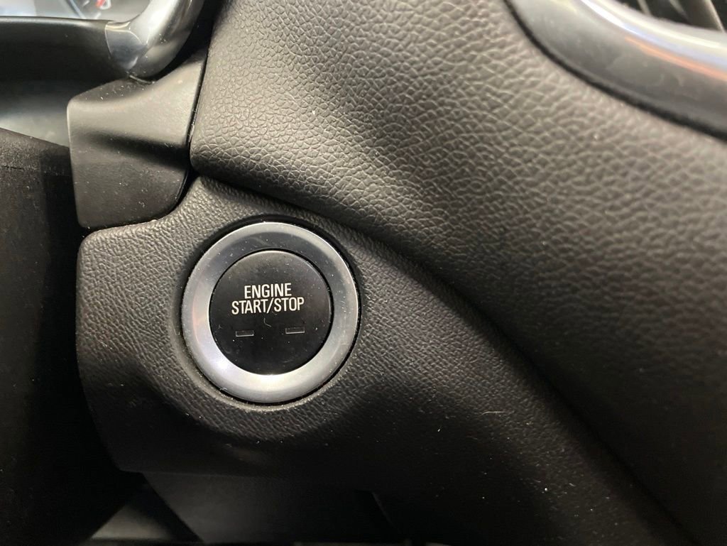Used 2018 Chevrolet Equinox LT AWD/4WD image 26