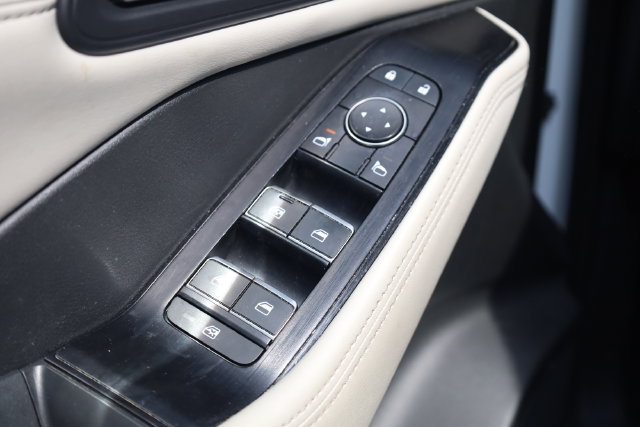 Certified 2023 Nissan Rogue SL w/ SL Premium Package AWD/4WD image 18