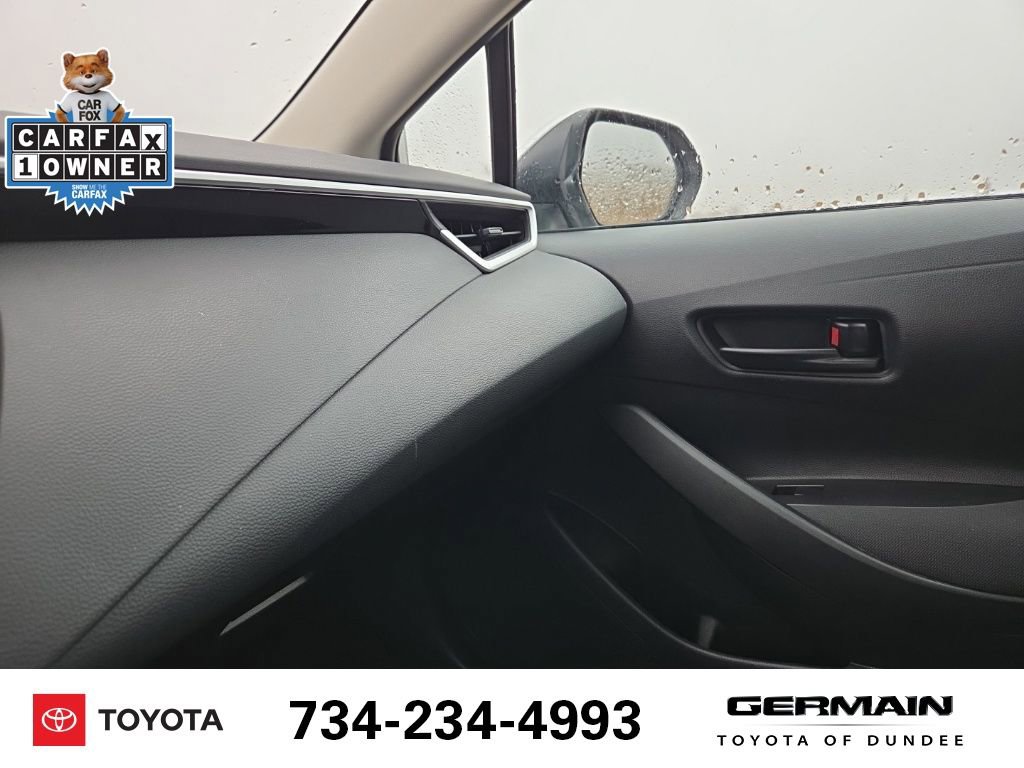 Certified 2025 Toyota Corolla LE image 32