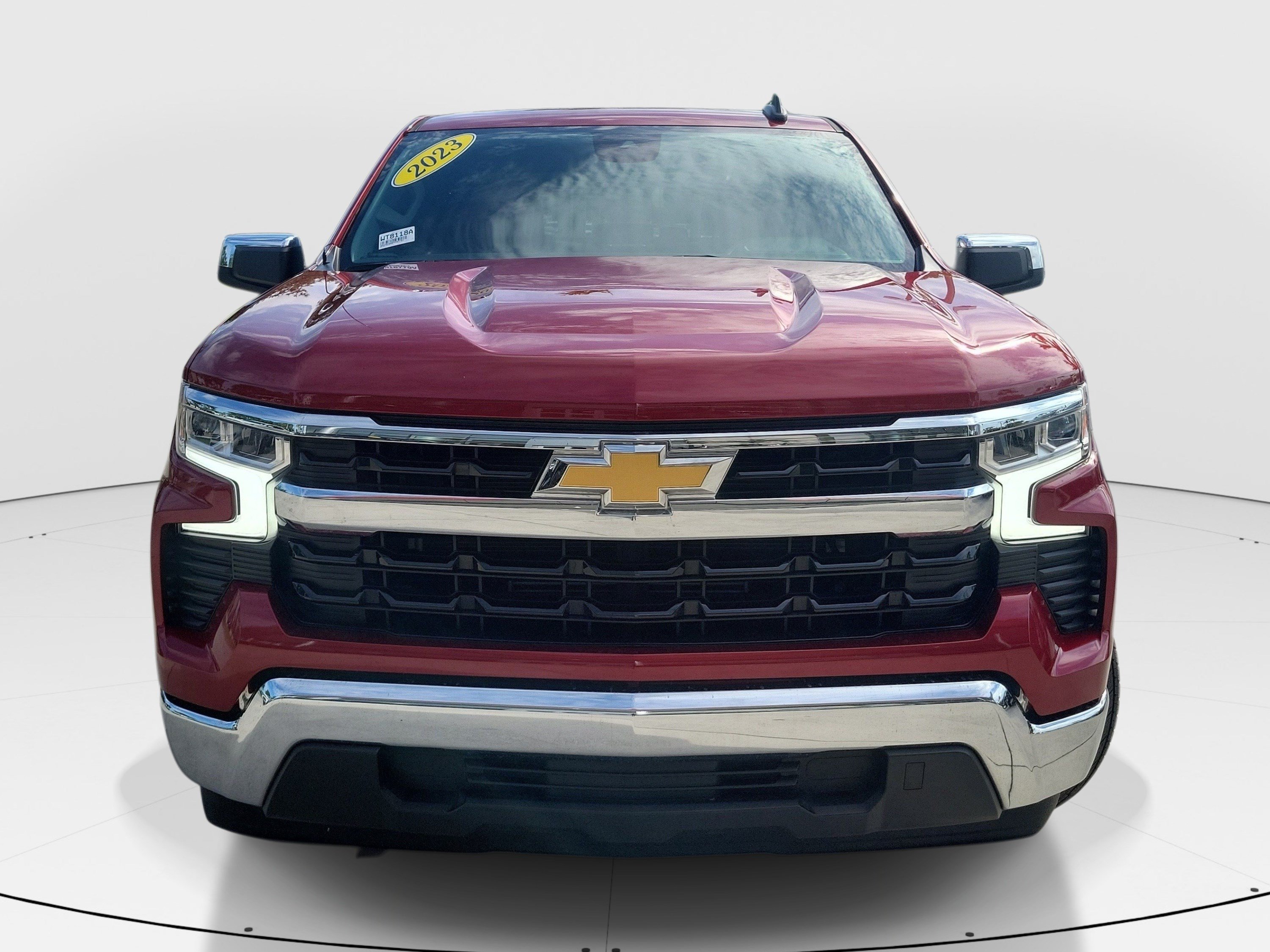 Used 2023 Chevrolet Silverado 1500 LT RWD image 2