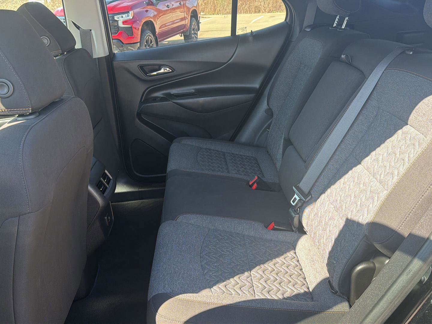 Used 2022 Chevrolet Equinox LT image 31