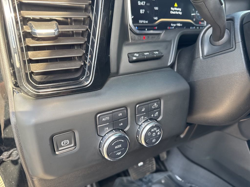 Used 2024 GMC Sierra 2500 AT4 w/ AT4 Premium Plus Package image 13