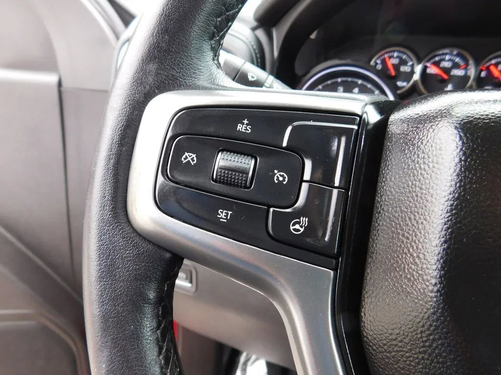 Used 2021 Chevrolet Silverado 1500 RST image 22