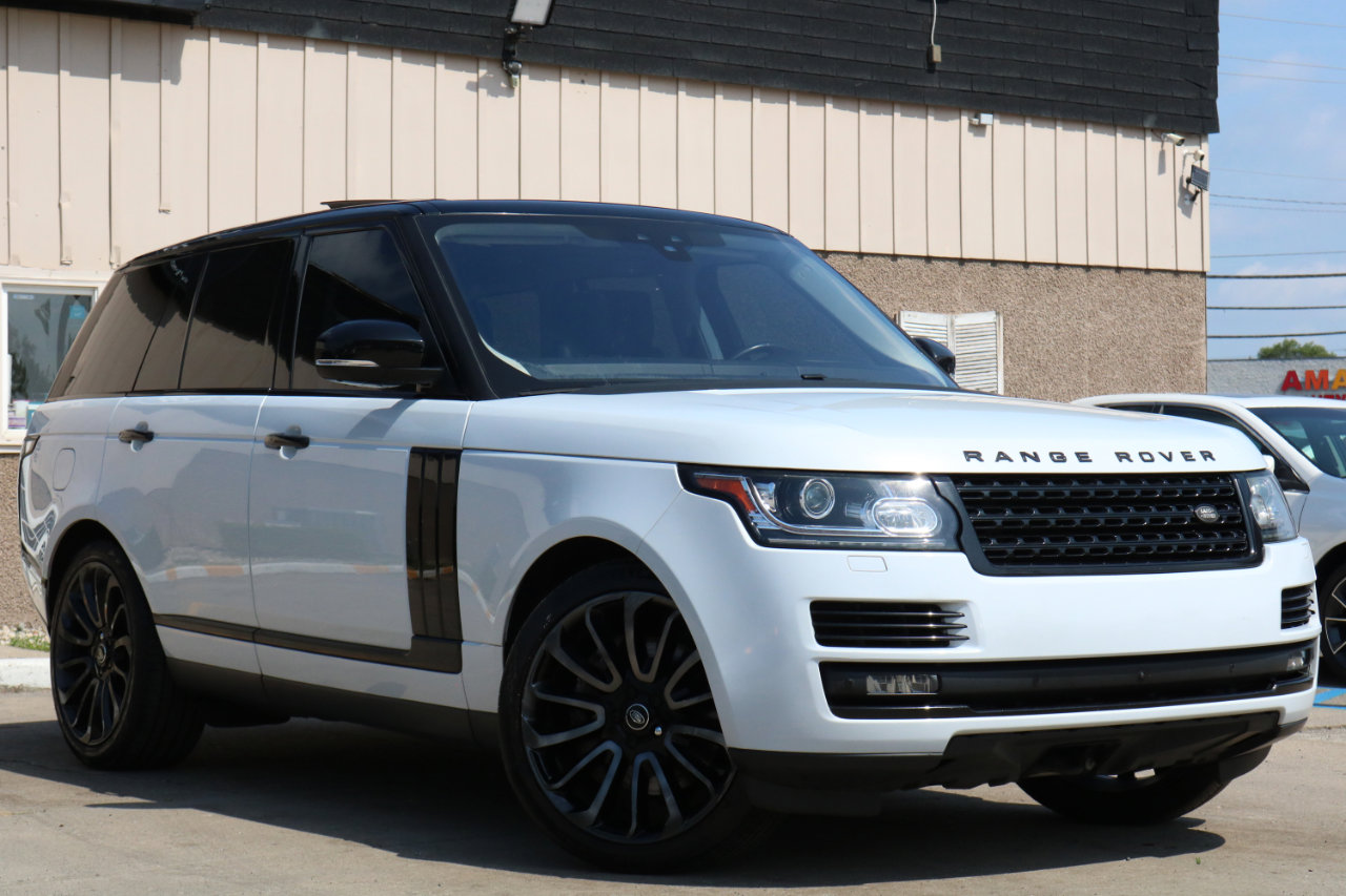 Used 2017 Land Rover Range Rover Supercharged image 2