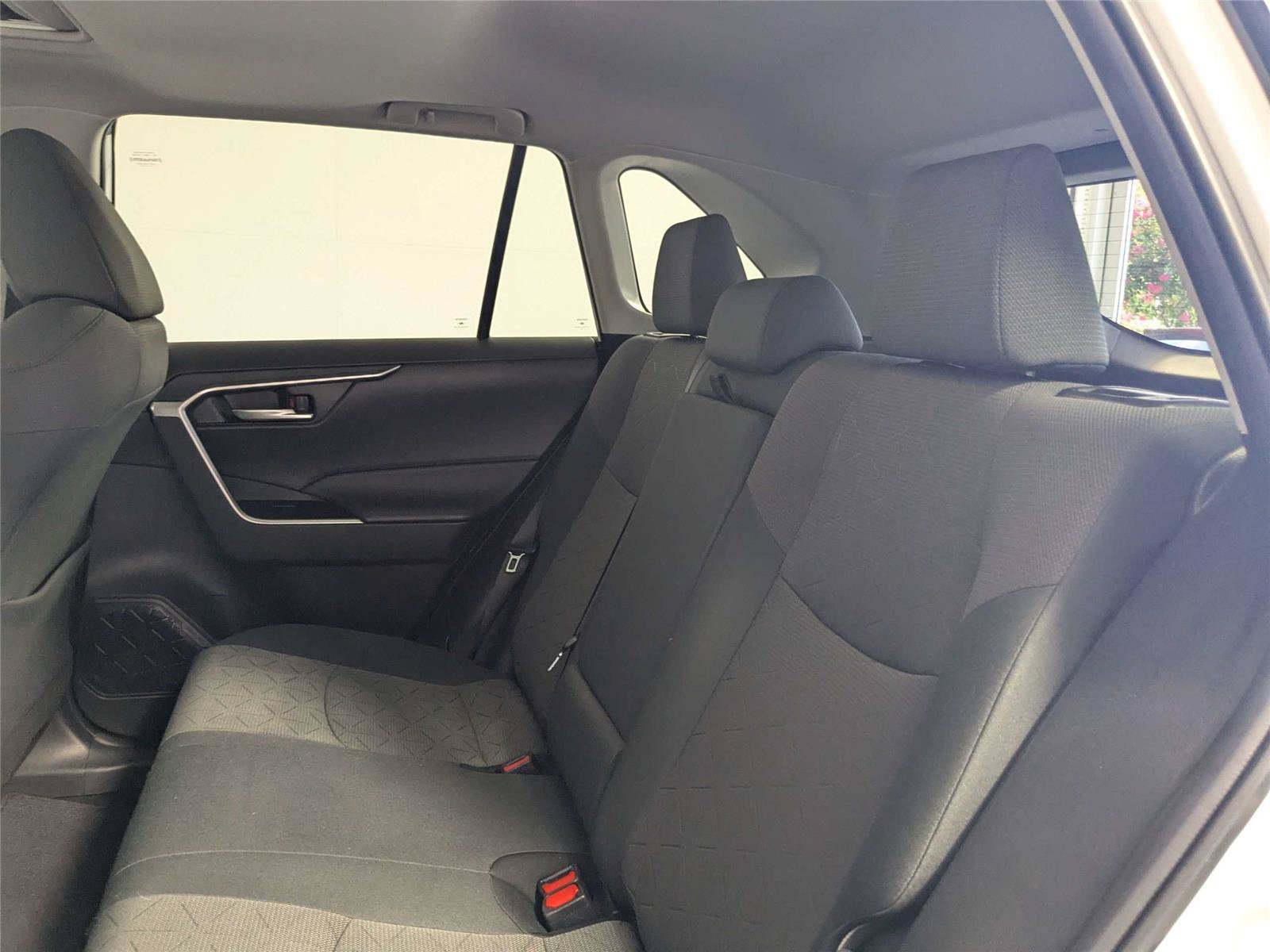 Used 2023 Toyota RAV4 XLE w/ Convenience Package FWD image 33