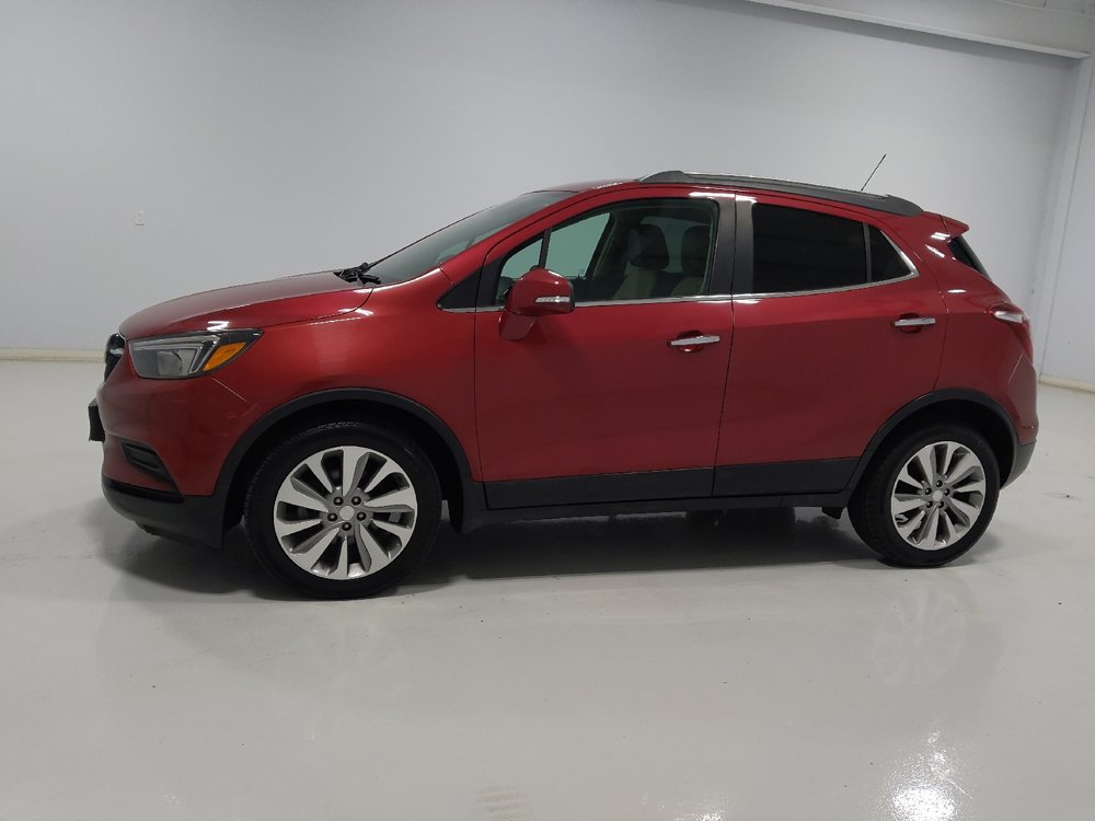 Used 2018 Buick Encore Preferred FWD image 2