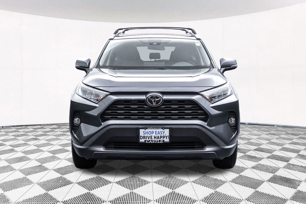 Used 2019 Toyota RAV4 XLE w/ Convenience Package image 12