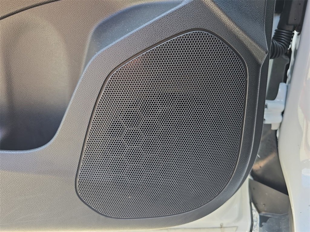 Used 2025 Chevrolet Trax LS image 25