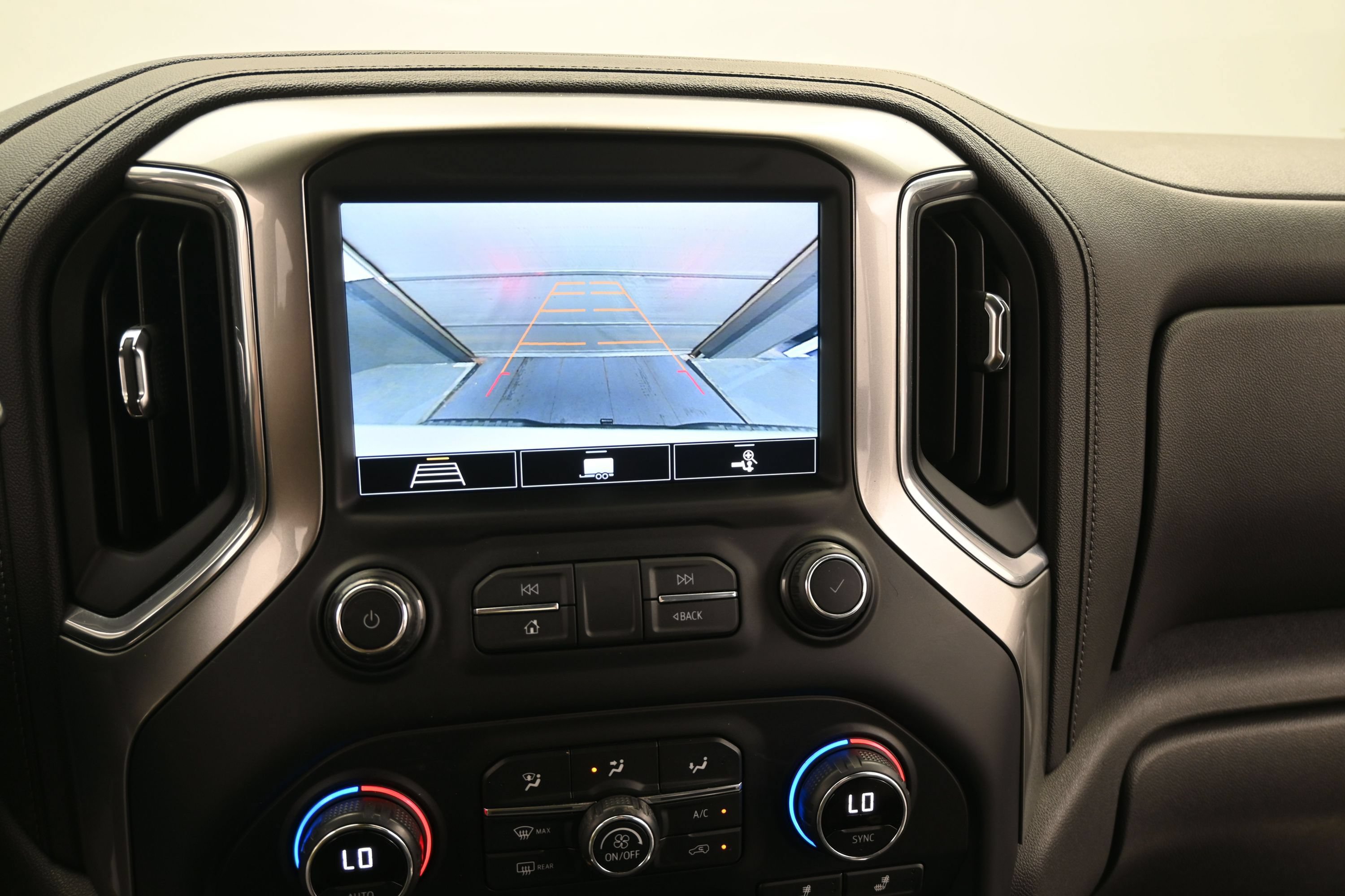 Used 2020 Chevrolet Silverado 1500 LT Trail Boss AWD/4WD image 21