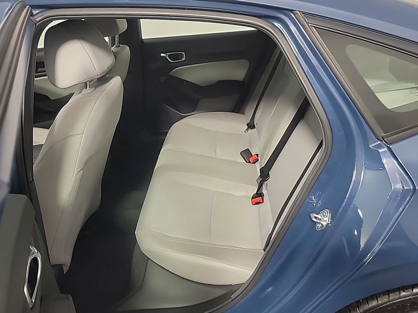 Certified 2025 Honda Civic Sport image 17