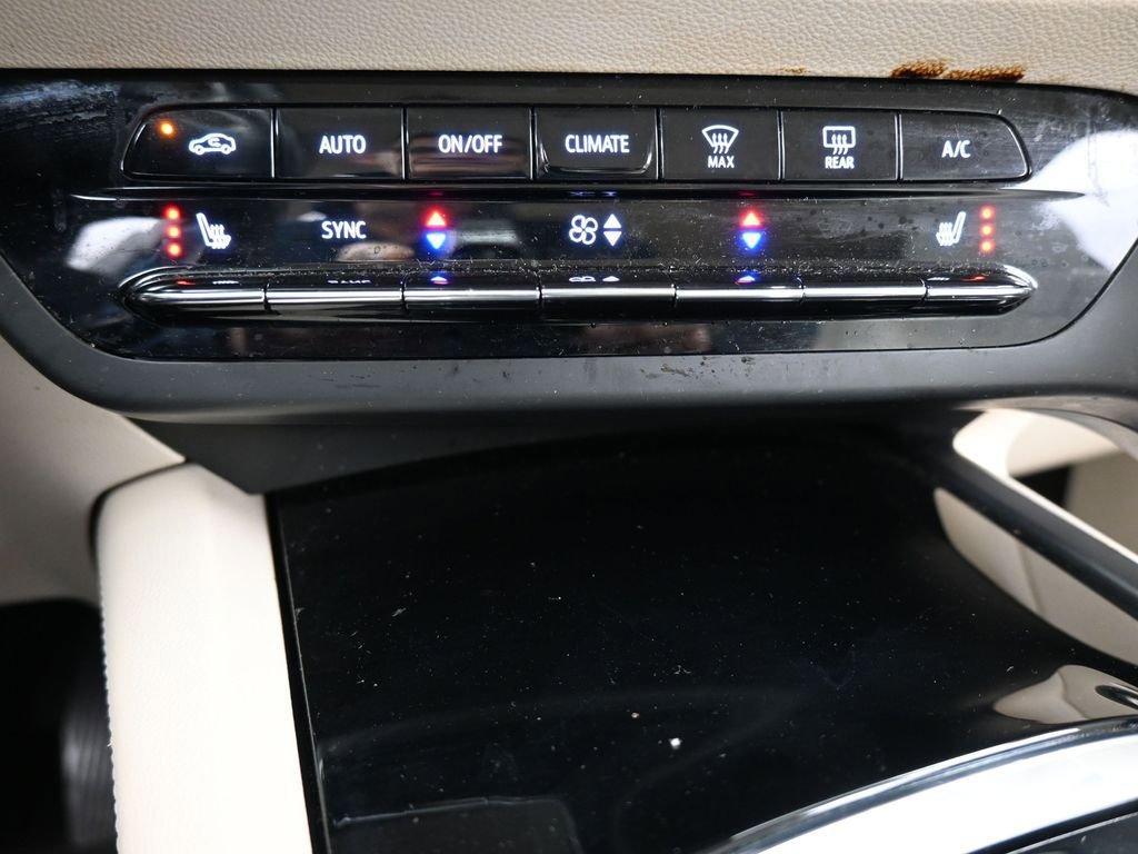 Used 2023 Buick Envision Preferred image 25