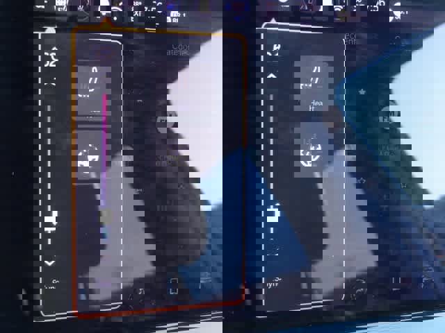 Used 2022 Jeep Compass Limited image 25