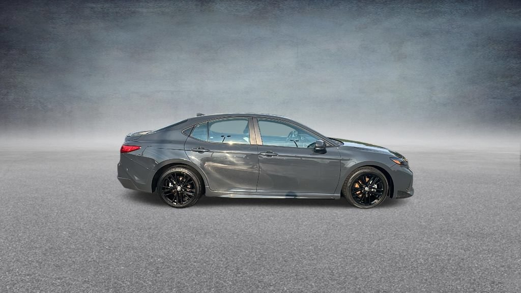 Used 2025 Toyota Camry SE FWD image 30