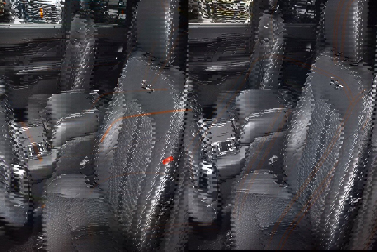 Used 2023 Ford Expedition Platinum image 34