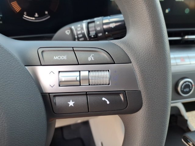 New 2027 Hyundai Kona SE FWD image 26