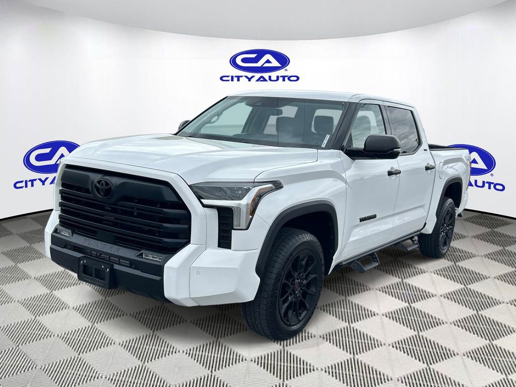 Used 2023 Toyota Tundra SR5 w/ SR5 Convenience Package AWD/4WD image 2
