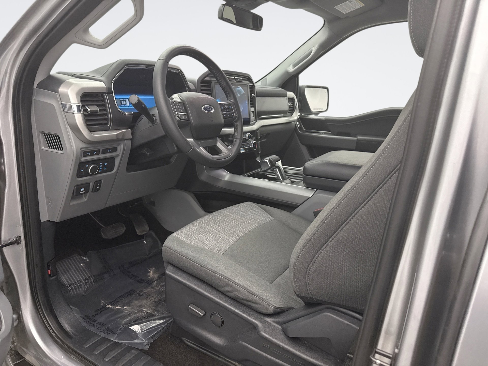 Used 2022 Ford F150 Lightning XLT w/ Tow Technology Package image 9