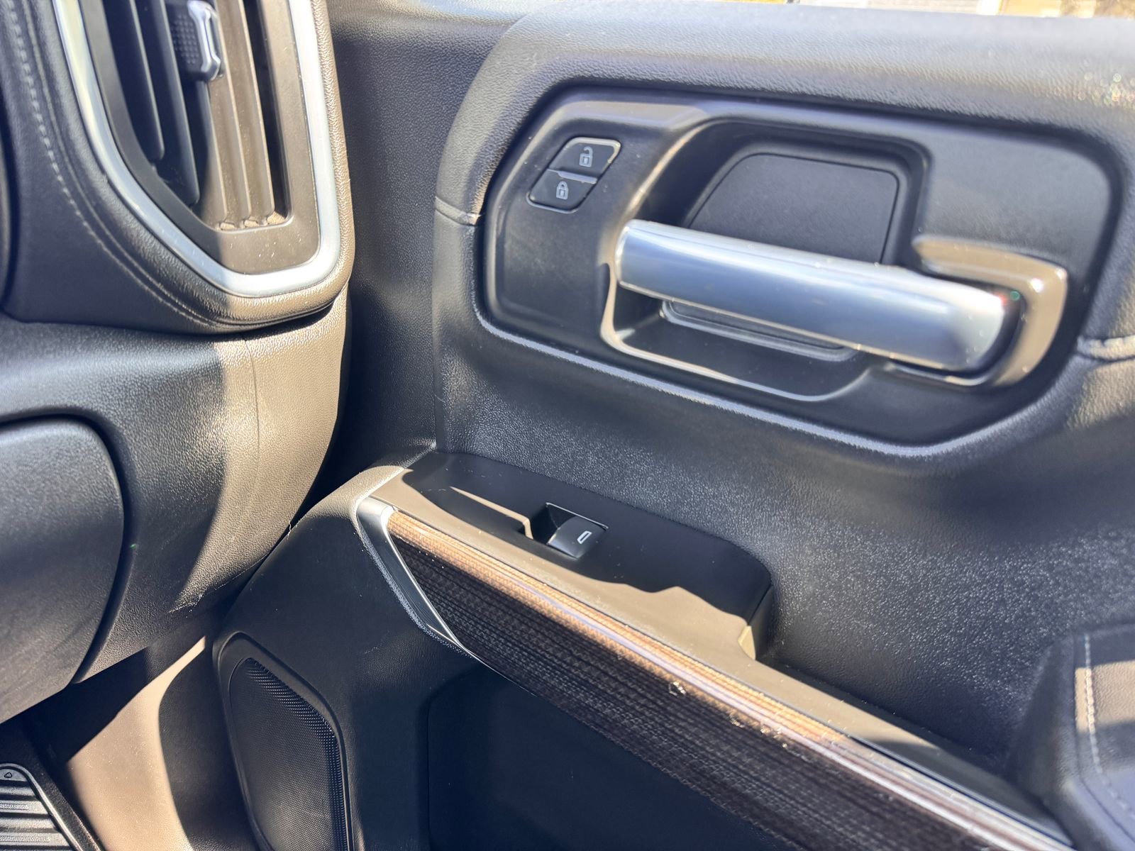 Used 2021 Chevrolet Silverado 1500 LT w/ All Star Edition Plus AWD/4WD image 23