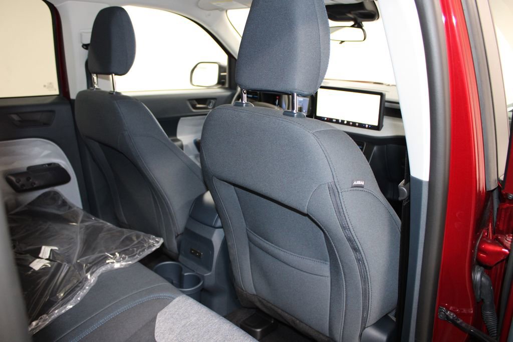 New 2026 Ford Maverick XLT image 28