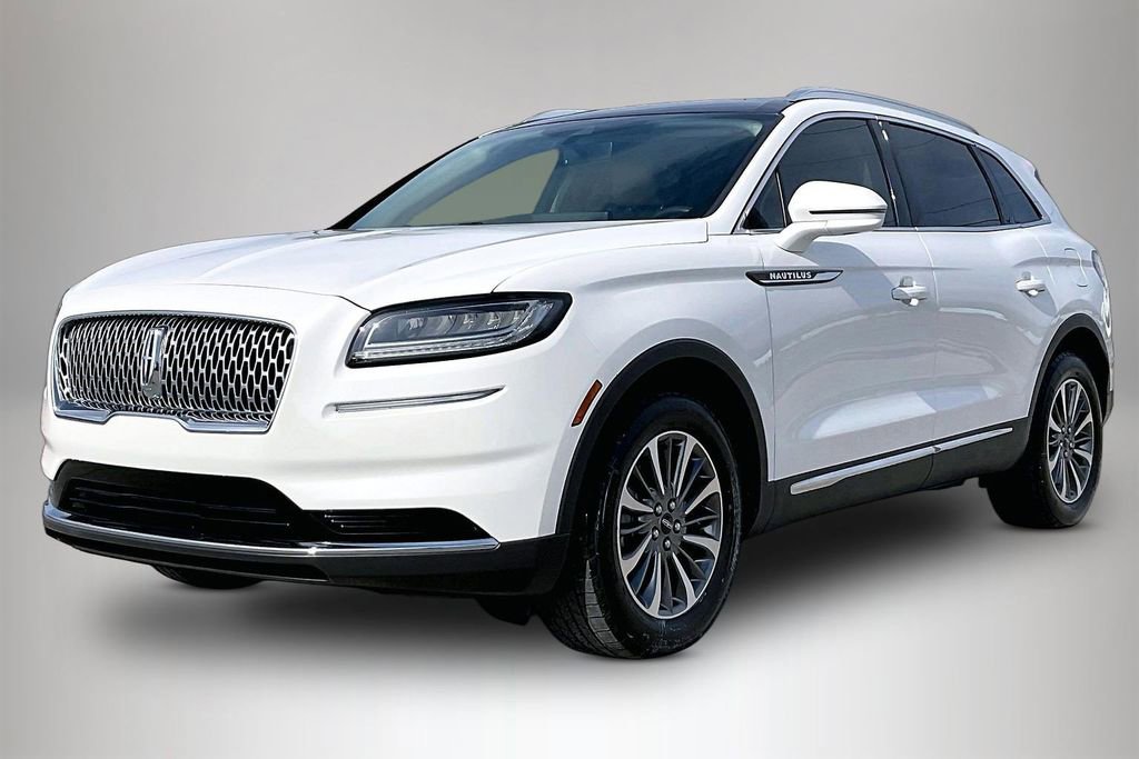 Used 2022 Lincoln Nautilus Reserve w/ Luxury Package FWD image 2