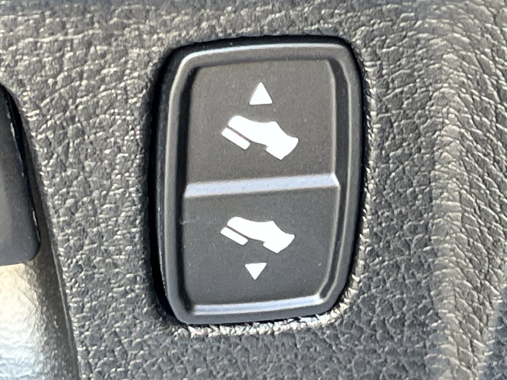 Used 2022 RAM 1500 Limited AWD/4WD image 33
