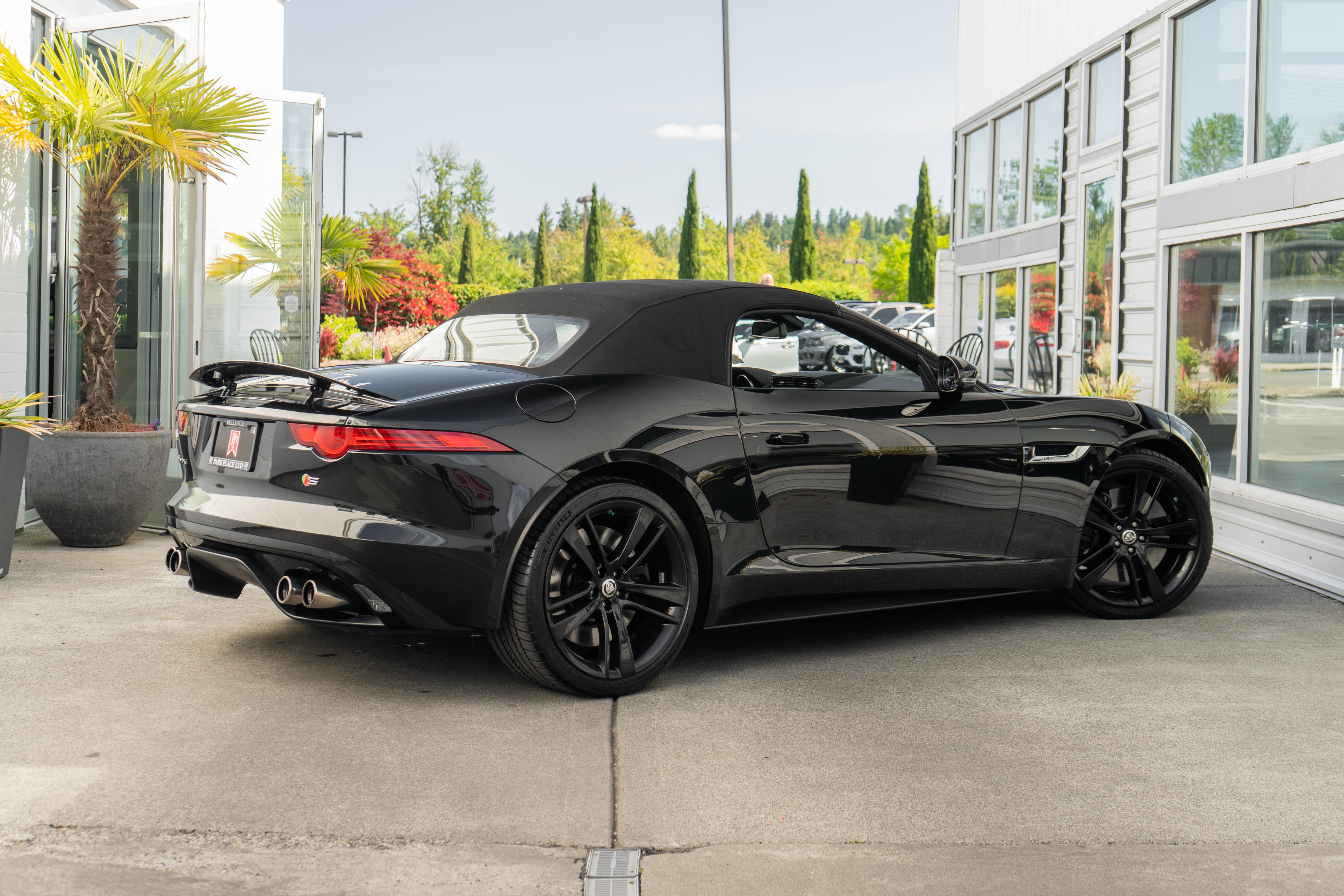 Used 2014 Jaguar F-TYPE S RWD image 8