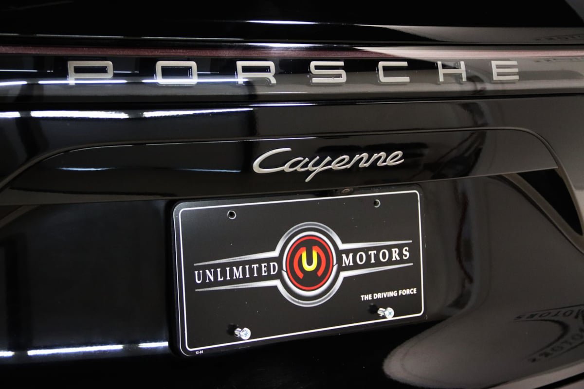 Used 2022 Porsche Cayenne Platinum Edition AWD/4WD image 74