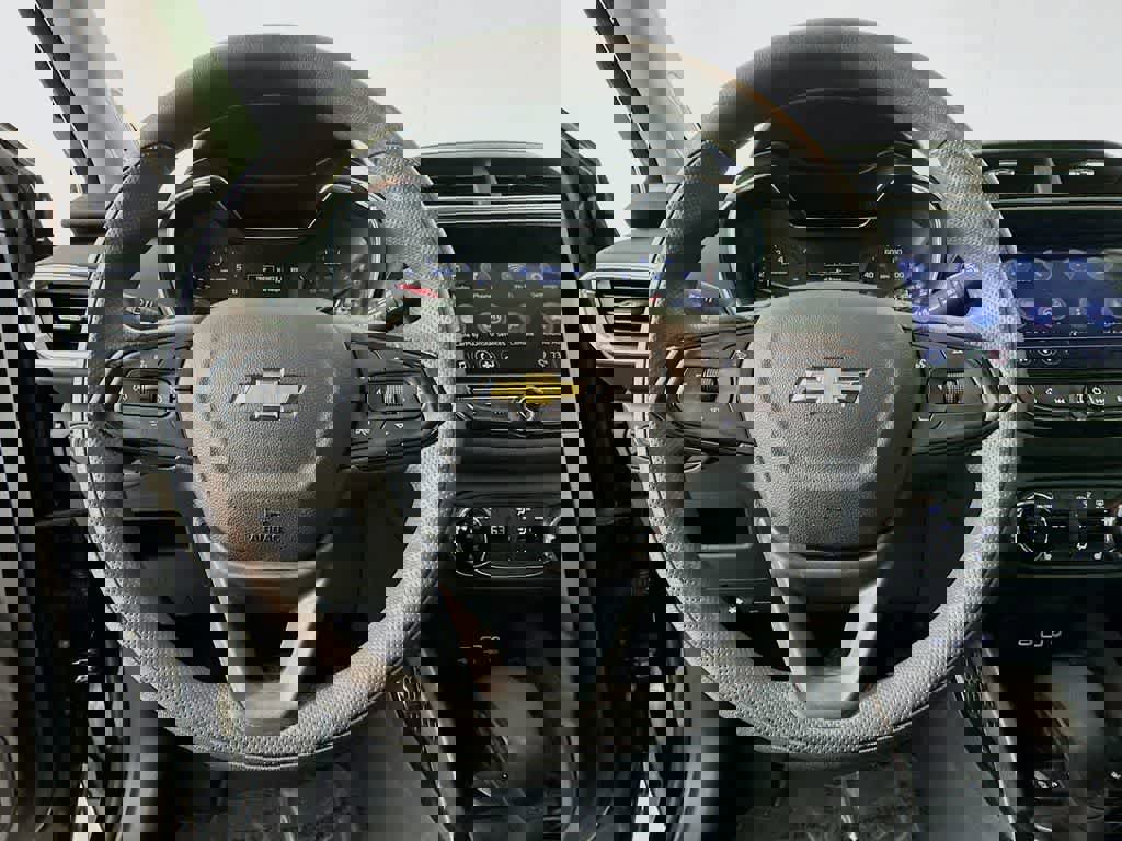 Used 2023 Chevrolet TrailBlazer LT w/ Convenience Package FWD image 15