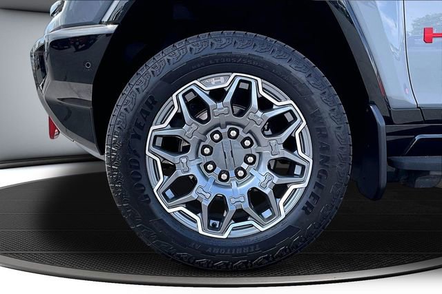 Used 2024 GMC Hummer EV 3X w/ LPO, Illumination Package AWD/4WD image 33