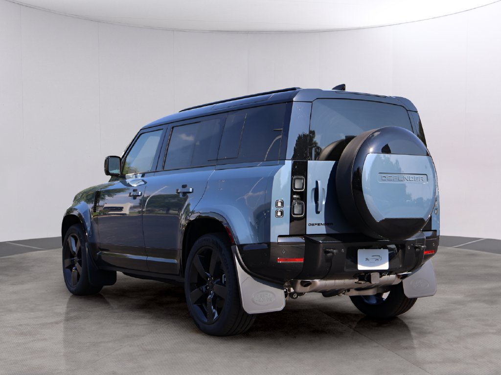New 2026 Land Rover Defender 110 X-Dynamic SE AWD/4WD image 5