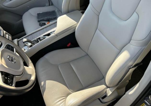 Used 2023 Volvo XC90 B6 Plus w/ Protection Package Premier image 5